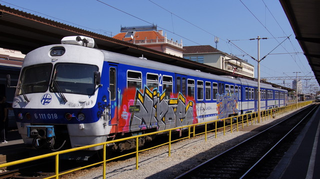 EMU 6 111 018 at Zagreb Railway Station