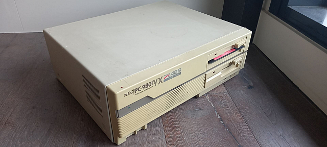 NEC PC-9801VX – Tear-down « modelrail.otenko