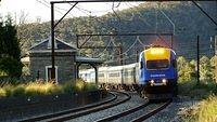 XPT heads east into Lithgow