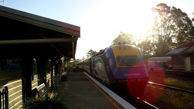 XPT passes Paterson Station