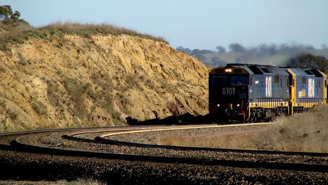 8101 approaching the Cullerin