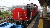 DD51 paused at Higashi-Muroran