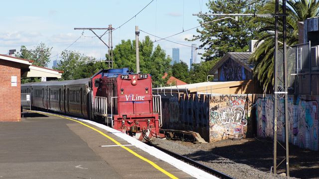 P12 passing Middle Footscray