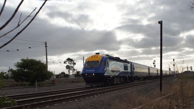 XPT heading to Southern Cross