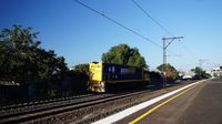 NR121 passing Middle Footscray